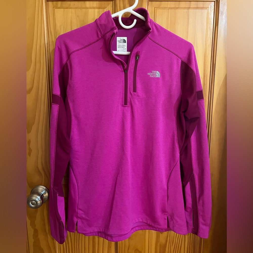 Women’s Long Sleeve Quarter Zip North Face Shirt, Pink, Size Large